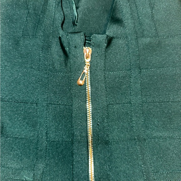 Sweetheart Neck Bodycon Dress in Dark Green Medium Midi Party dress - Picture 5 of 6